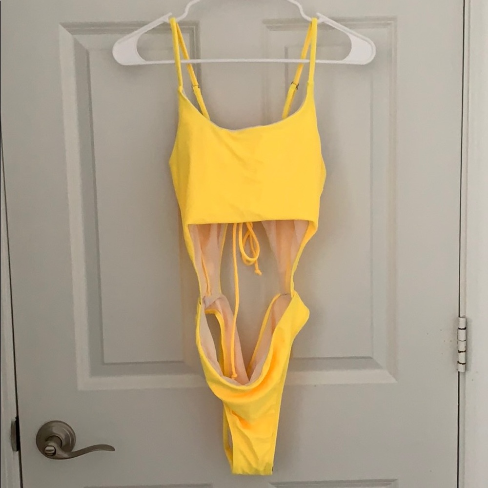 COPY - YELLOW ONE PIECE BATHING SUIT